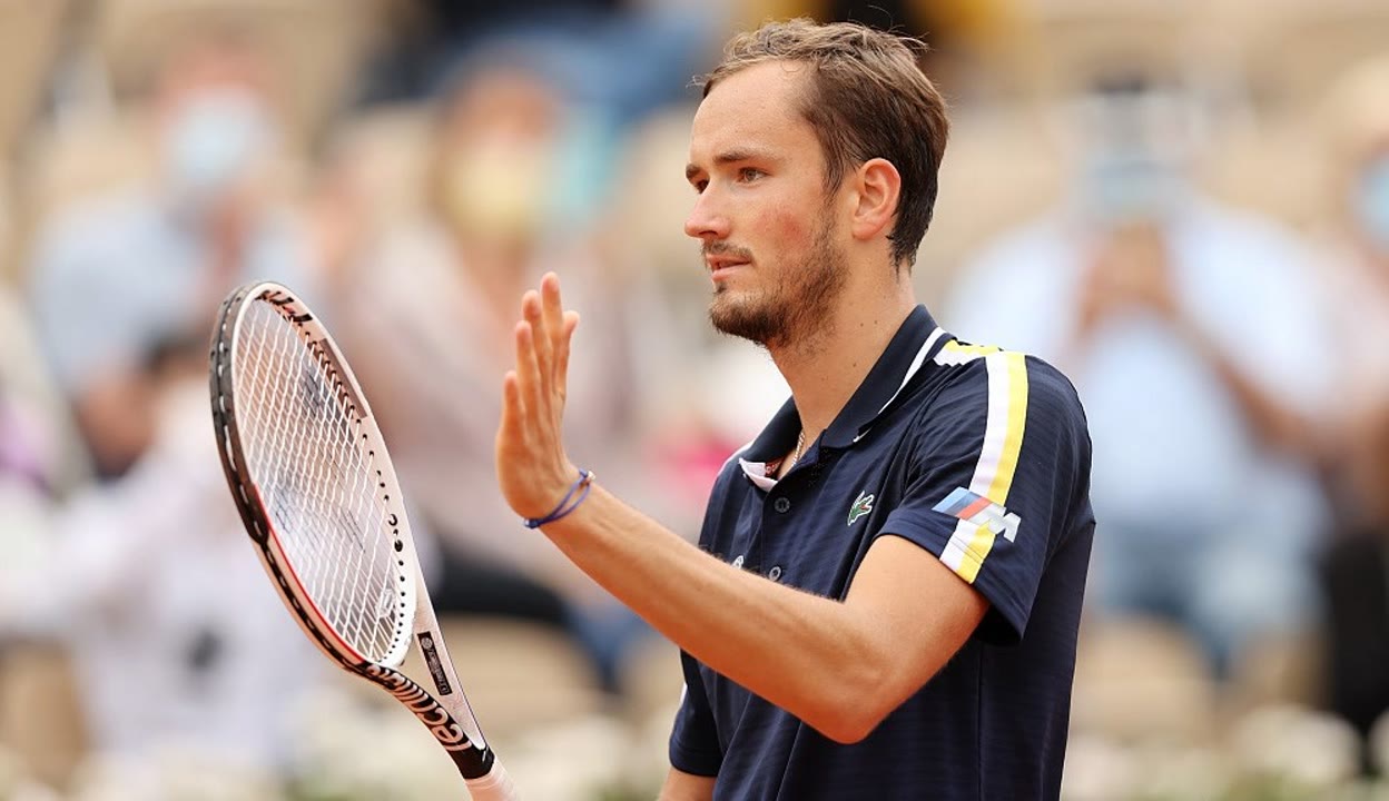 拉沃尔杯完胜法网，梅德韦杰夫状态火热