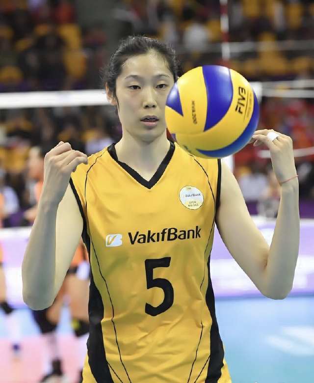 摩洛哥横扫巴西，马丁内利惊艳四座