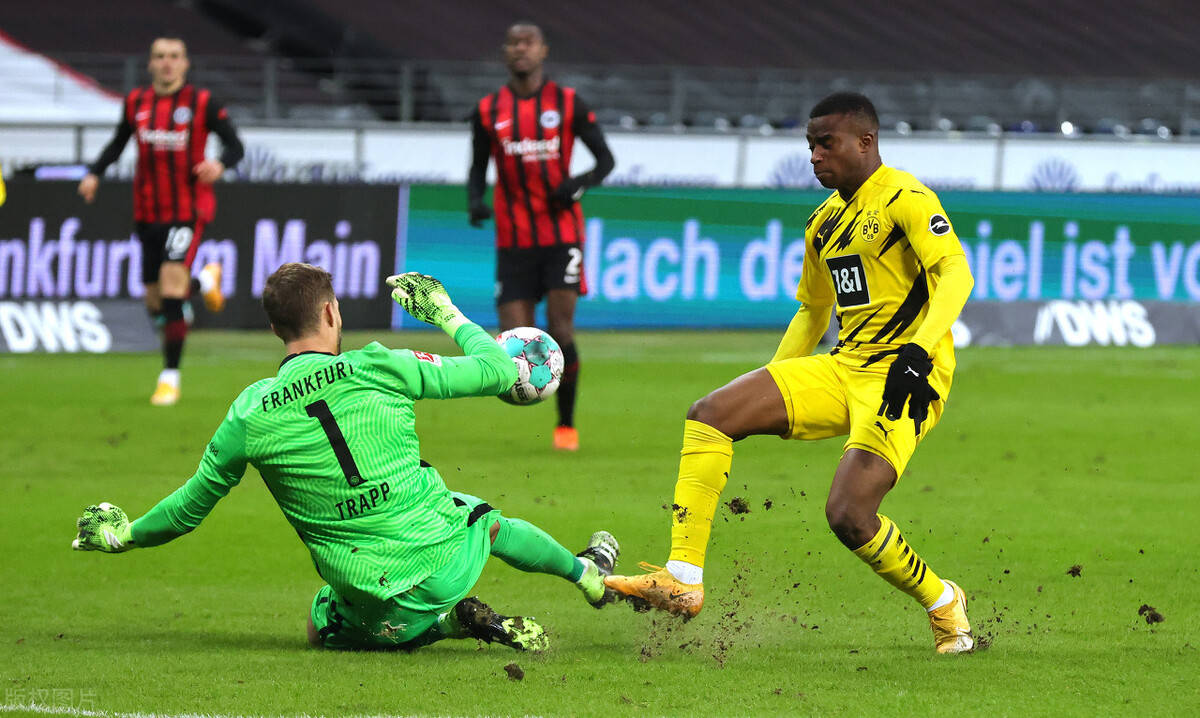 丹麦爆冷莱比锡红牛,托雷斯爆发神勇 丹麦爆冷莱比锡红牛,托雷斯爆发神勇