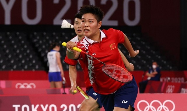 泰国队完胜日本队，黄鸭组合带队取胜