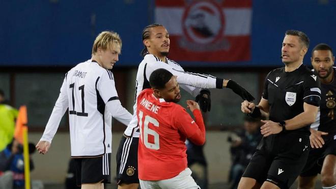 奥地利横扫希腊，萨内统治全场