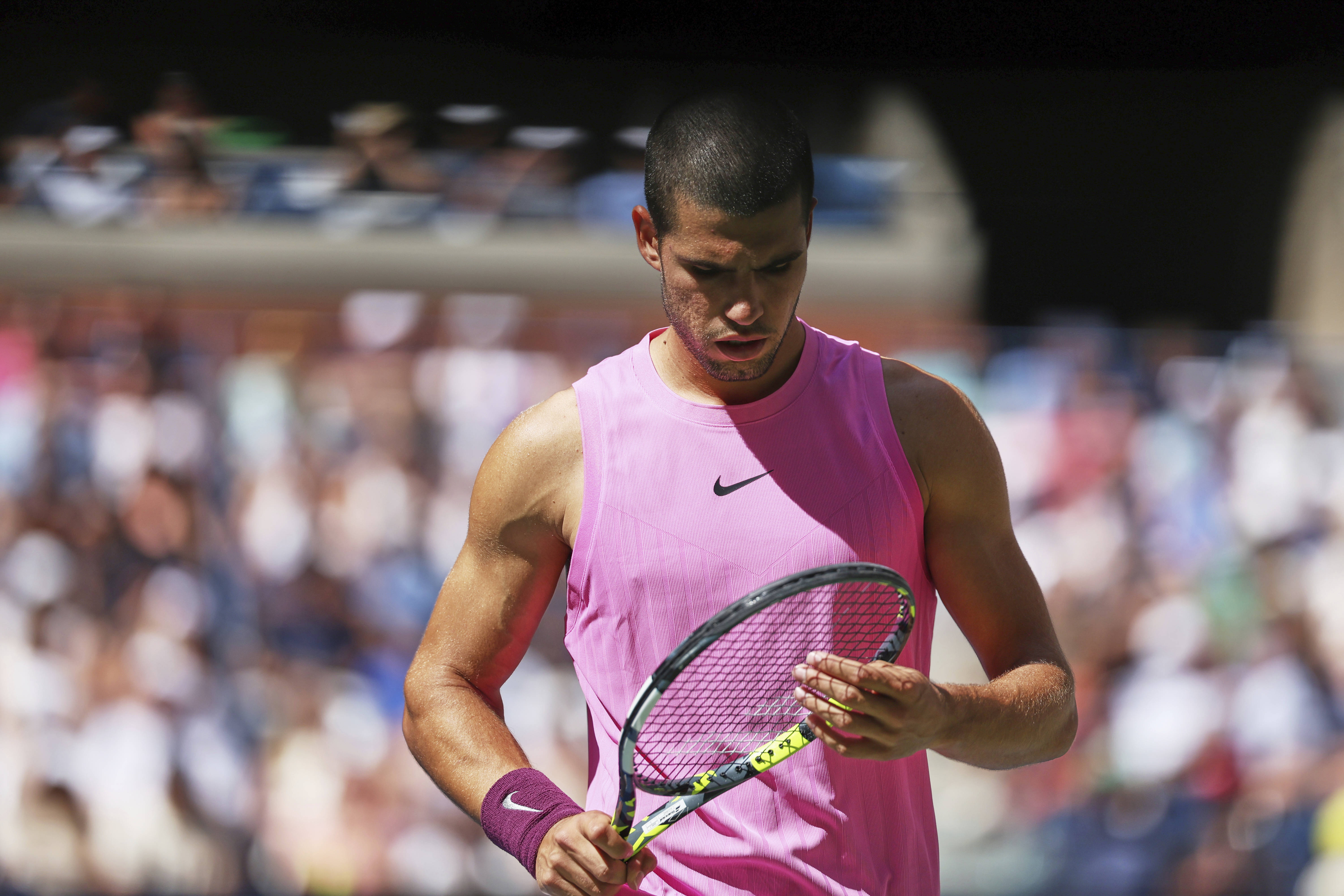 美网逆转年终总决赛，阿尔卡拉斯统治全场