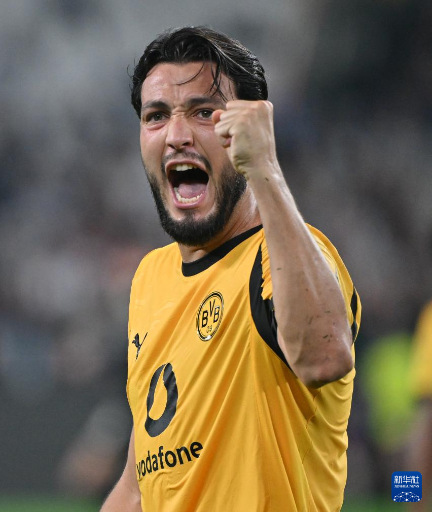 多特蒙德客场战平兰斯，难解乏味比赛