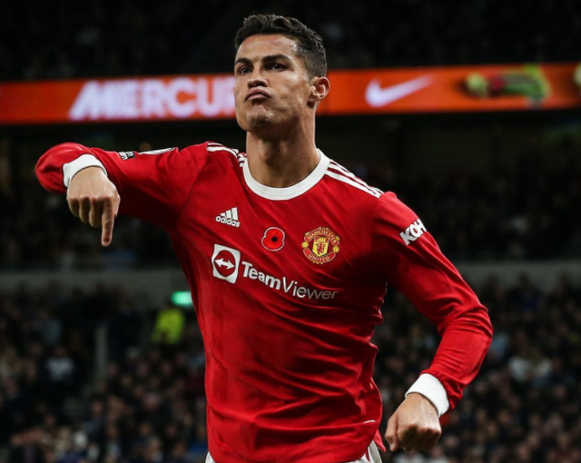 梅罗连入两球,再掌单季射手榜 梅罗连入两球,再掌单季射手榜