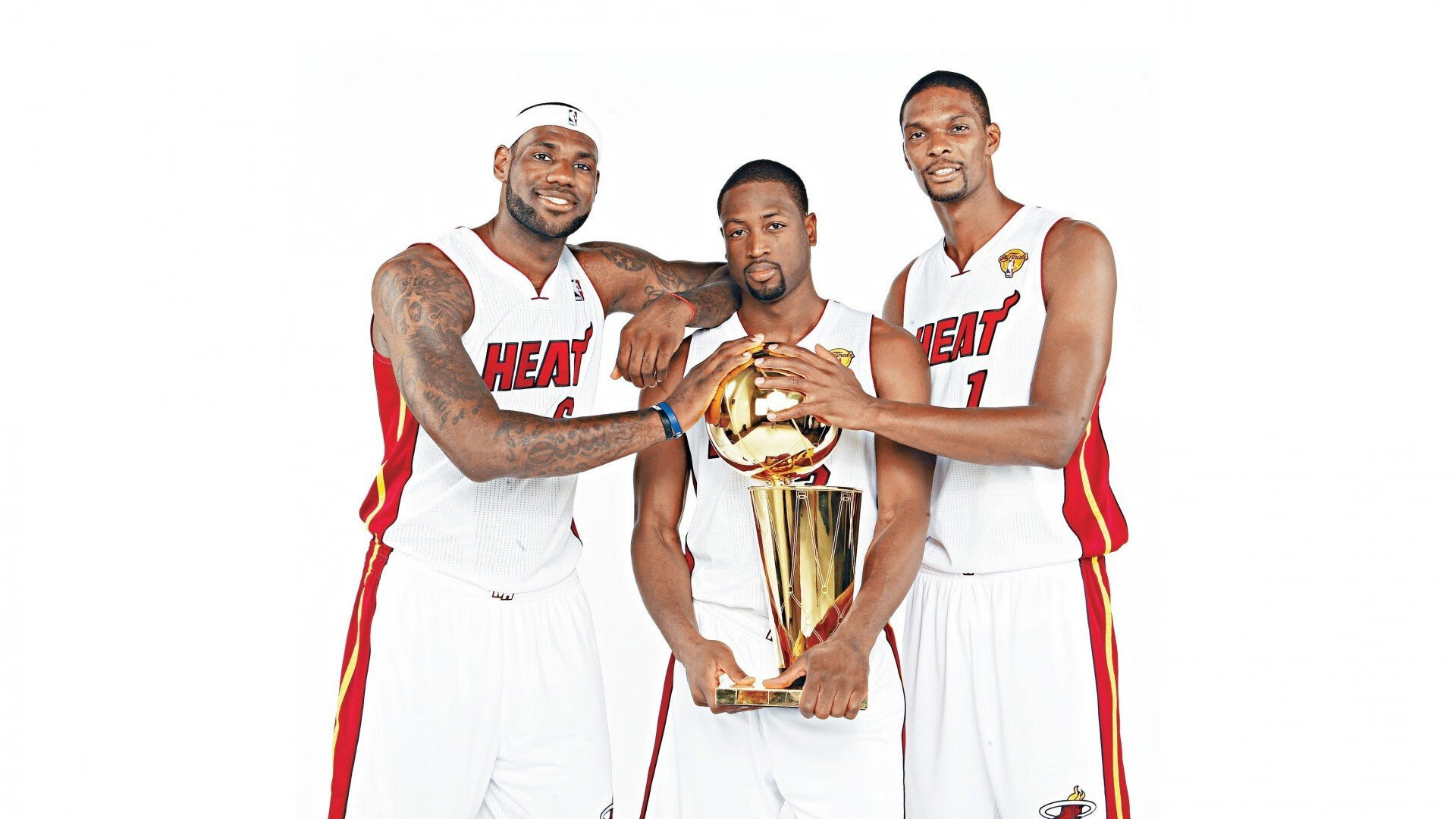 绝境之光，莱万压制级演出引领巴萨压哨逆转葡萄牙劲旅